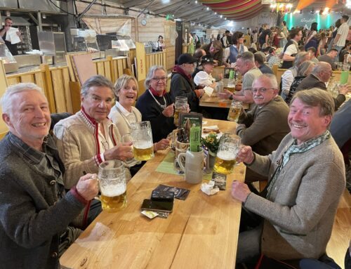 Ski-Schwaben bei Volksfest-Gaudi auf dem Osterplärrer 2026